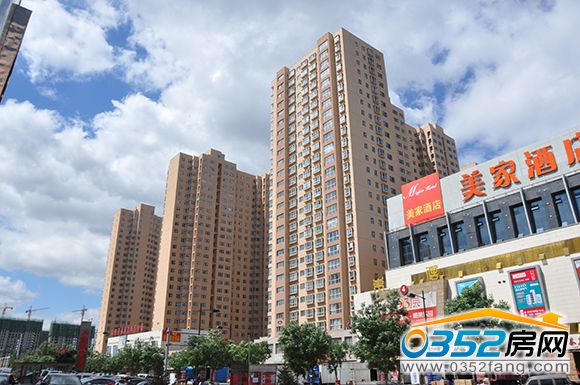 东信国际建材家居广场项目位于大同城南繁华的东信商圈附近,周边不仅